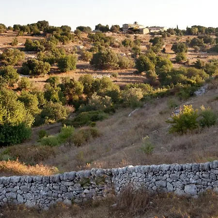 Casa di campagna Tenuta Cammarana